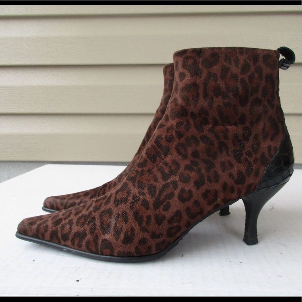 COPY - Donald J. Pliner Boots